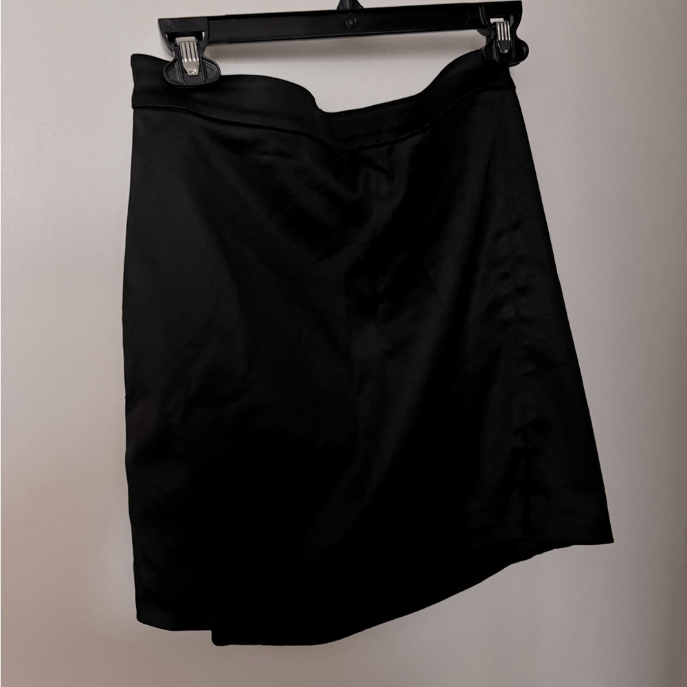 Elegant Black Women's Skirt - Aritzia Wilfred